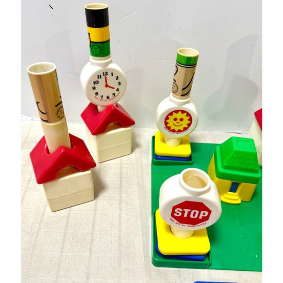 Vintage 1983 Johnson + Johnson Peg Pals Village 35  People Parts / Pieces TOY - Picture 6 of 10